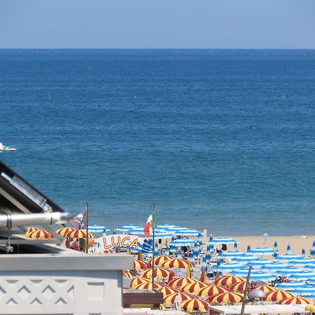 Hotel Gemini ريميني المظهر الخارجي الصورة