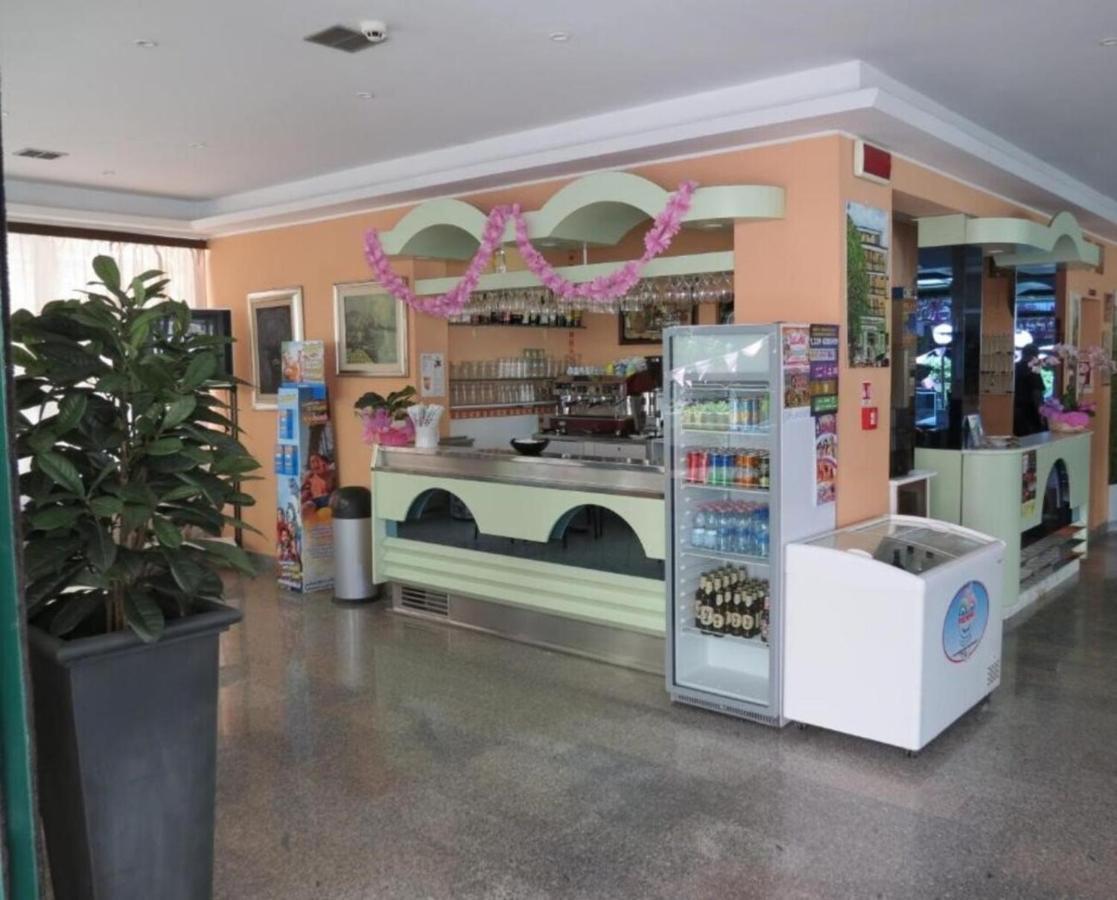 Hotel Gemini ريميني المظهر الخارجي الصورة